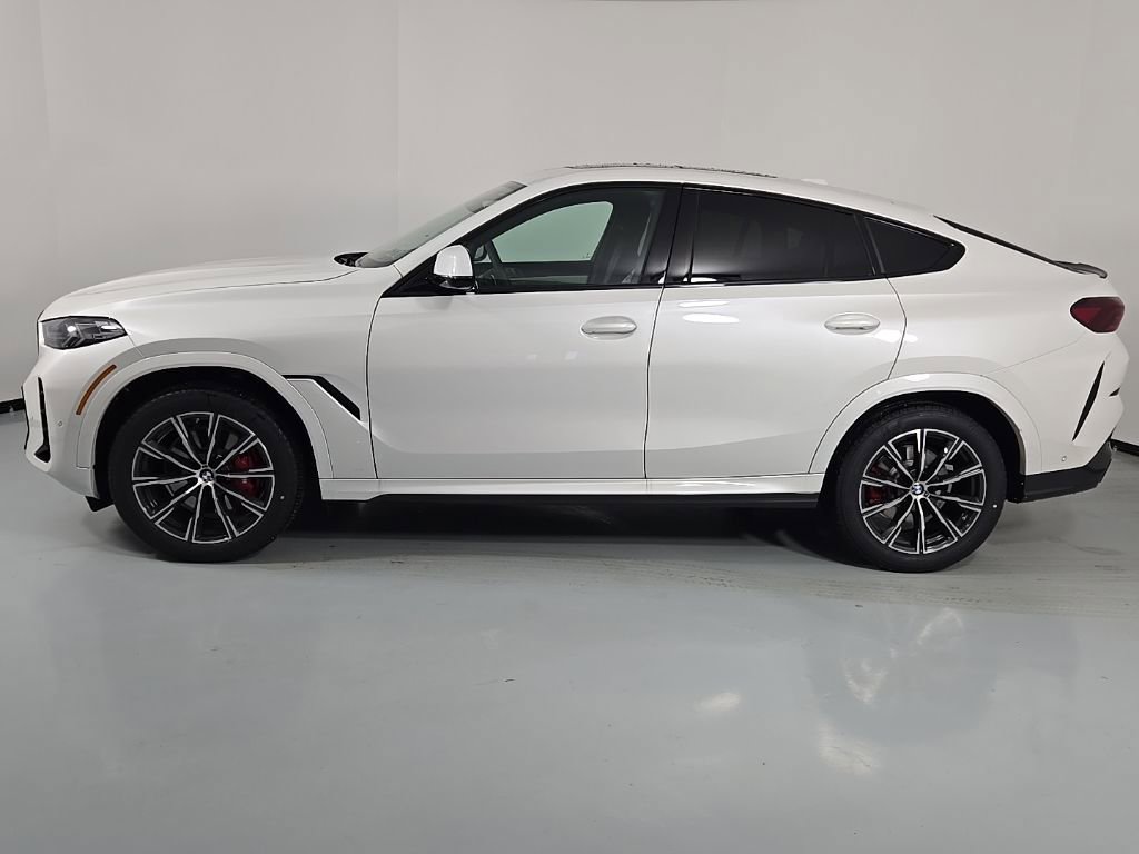 New 2026 BMW X6 xDrive40i w/ Climate Comfort Package image 4