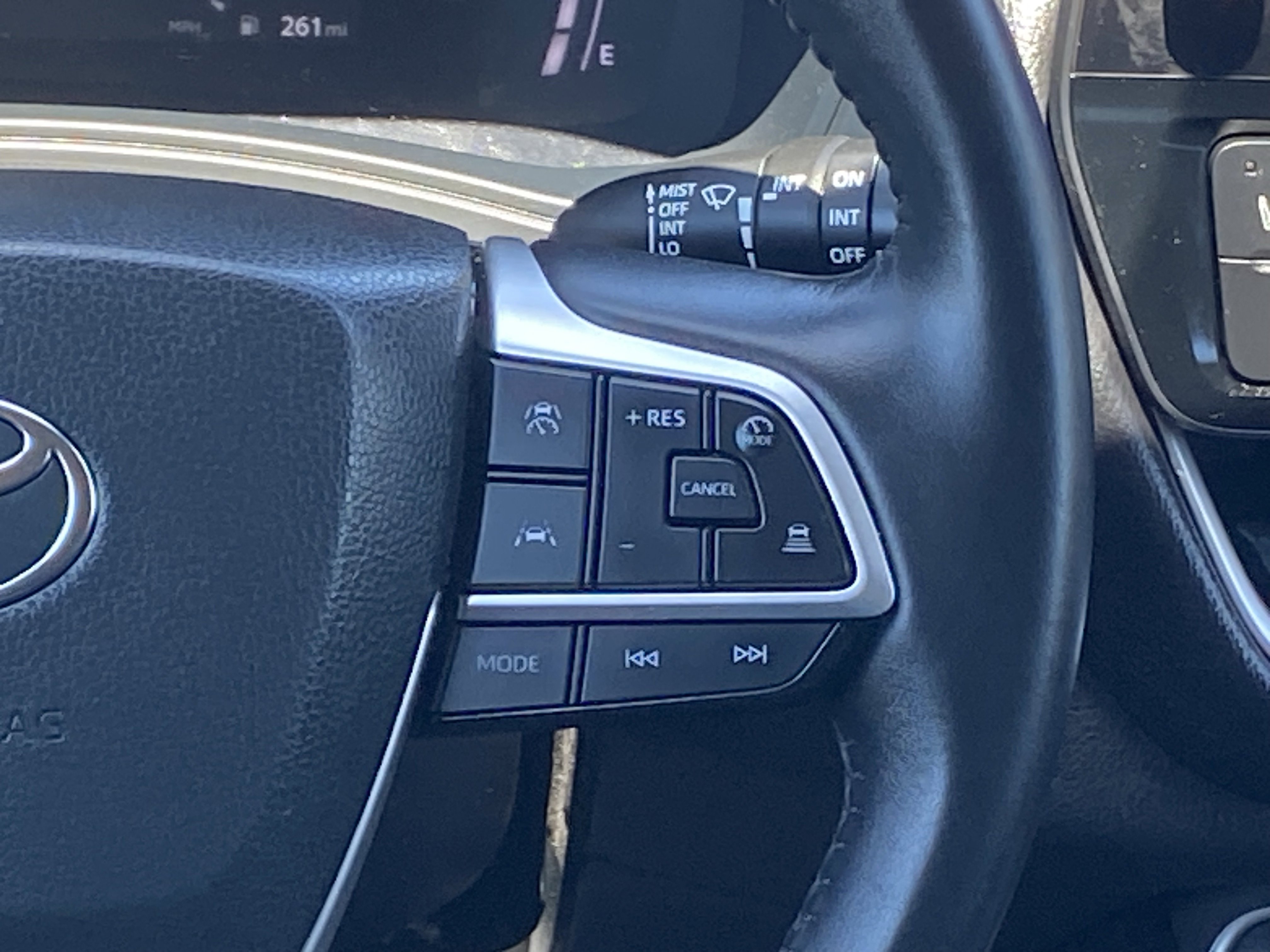 Certified 2025 Toyota Grand Highlander AWD image 19