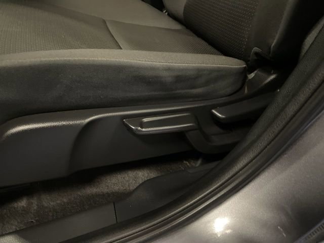 Certified 2022 Honda HR-V LX image 12