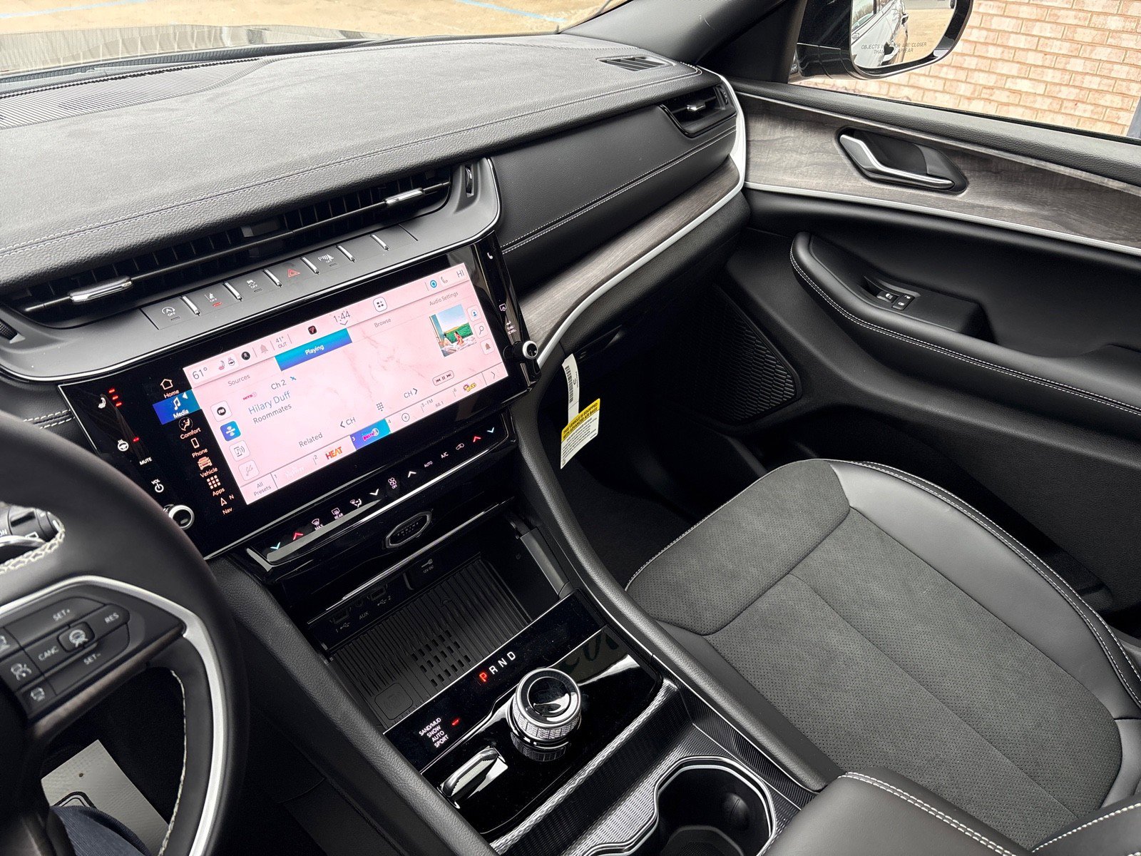 New 2026 Jeep Grand Cherokee Altitude image 16