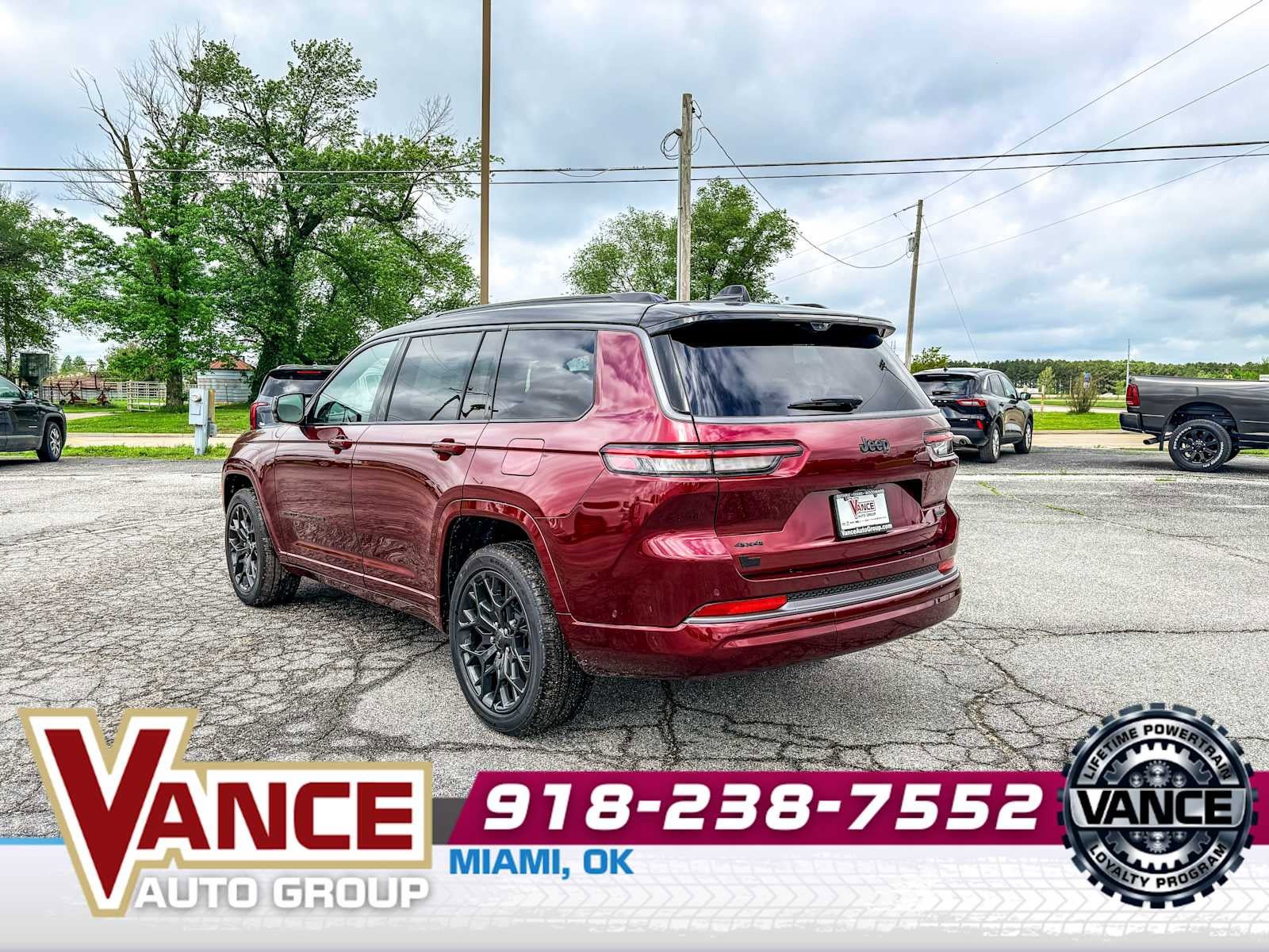 New 2026 Jeep Grand Cherokee L Summit w/ Obsidian Package AWD/4WD image 5