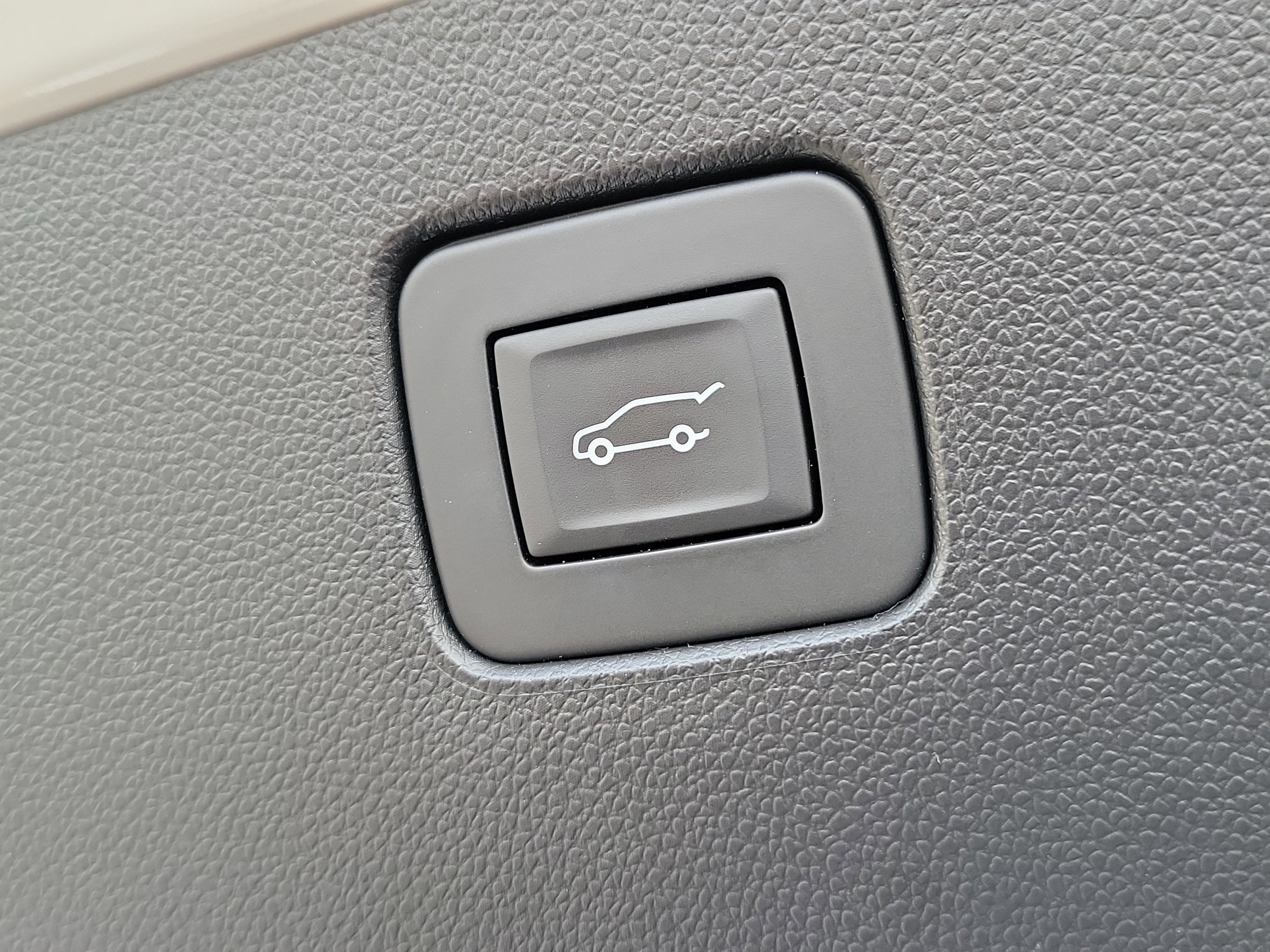 Used 2024 Buick Envista Sport Touring w/ Convenience I Package image 9