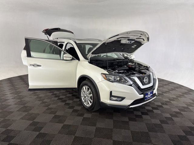 Used 2020 Nissan Rogue SV image 12