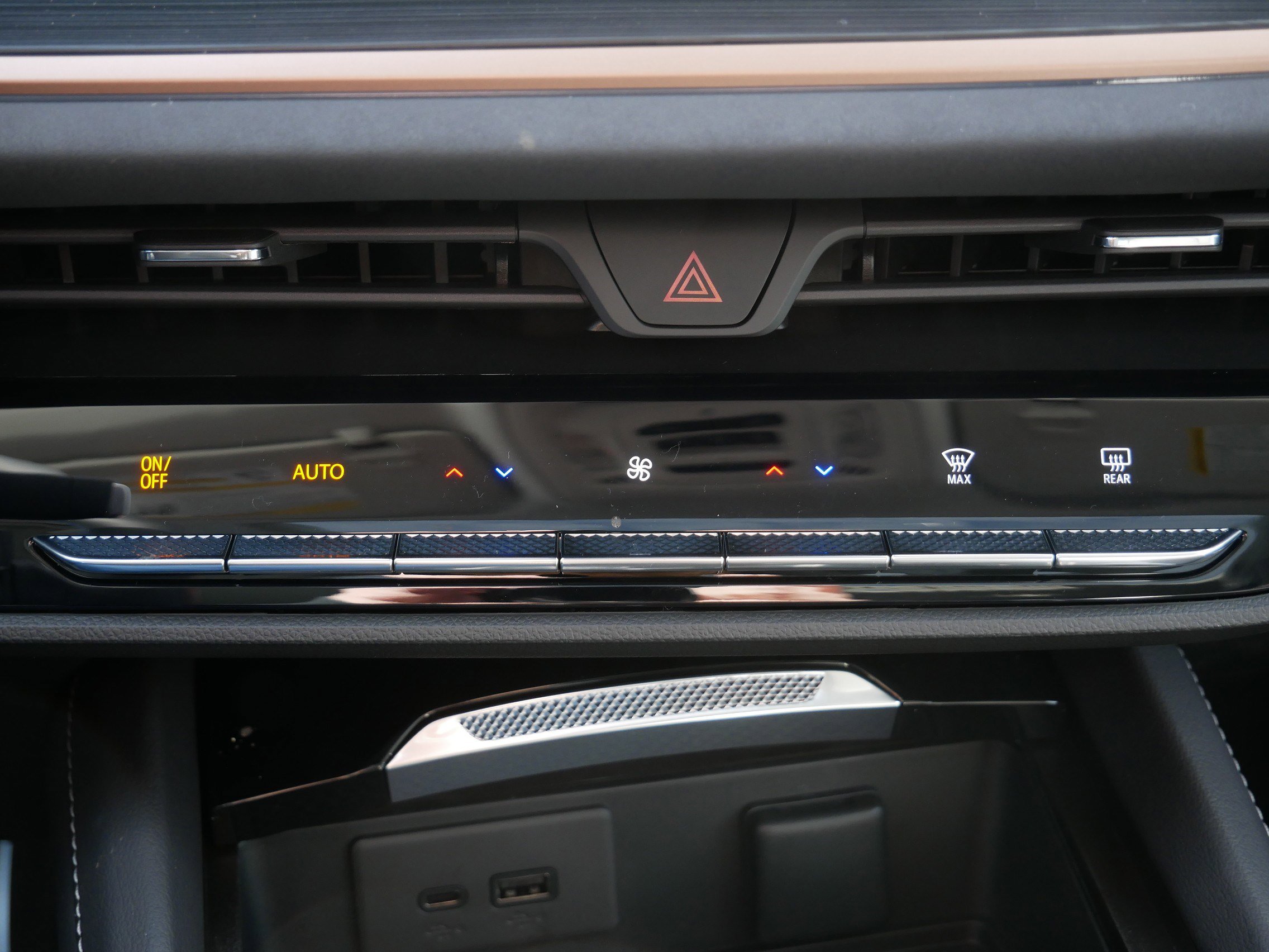 New 2026 Buick Envision Sport Touring image 8