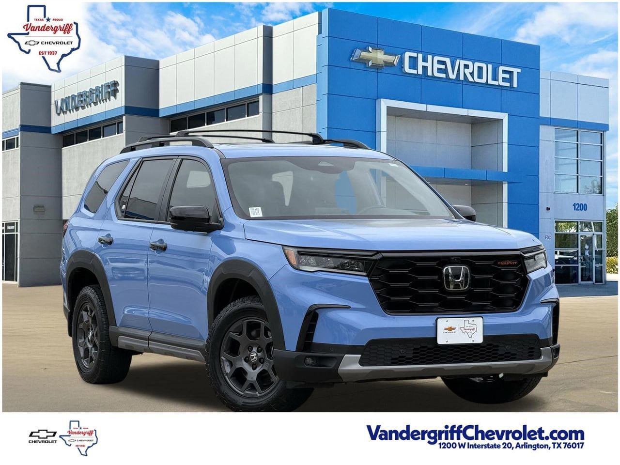 Used 2023 Honda Pilot TrailSport image 1