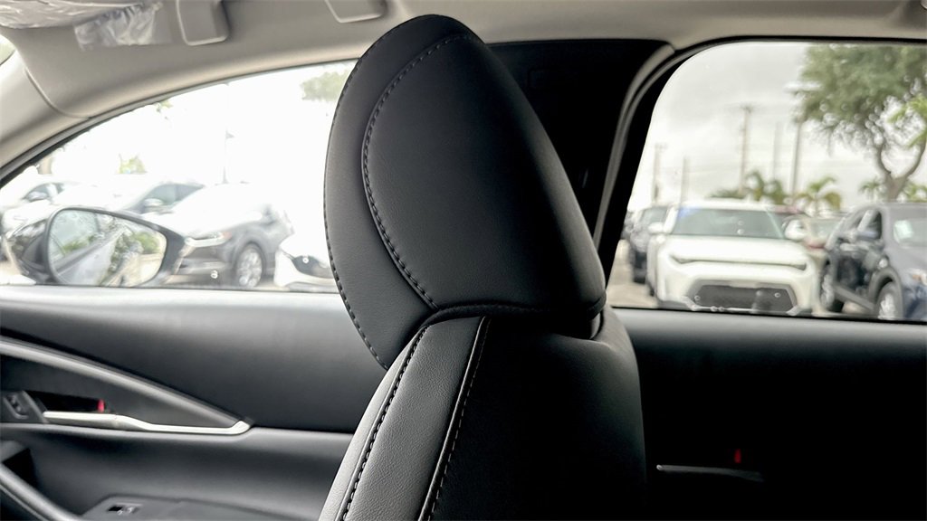 New 2026 MAZDA CX-30 AWD 2.5 S w/ Select Sport Pkg image 17