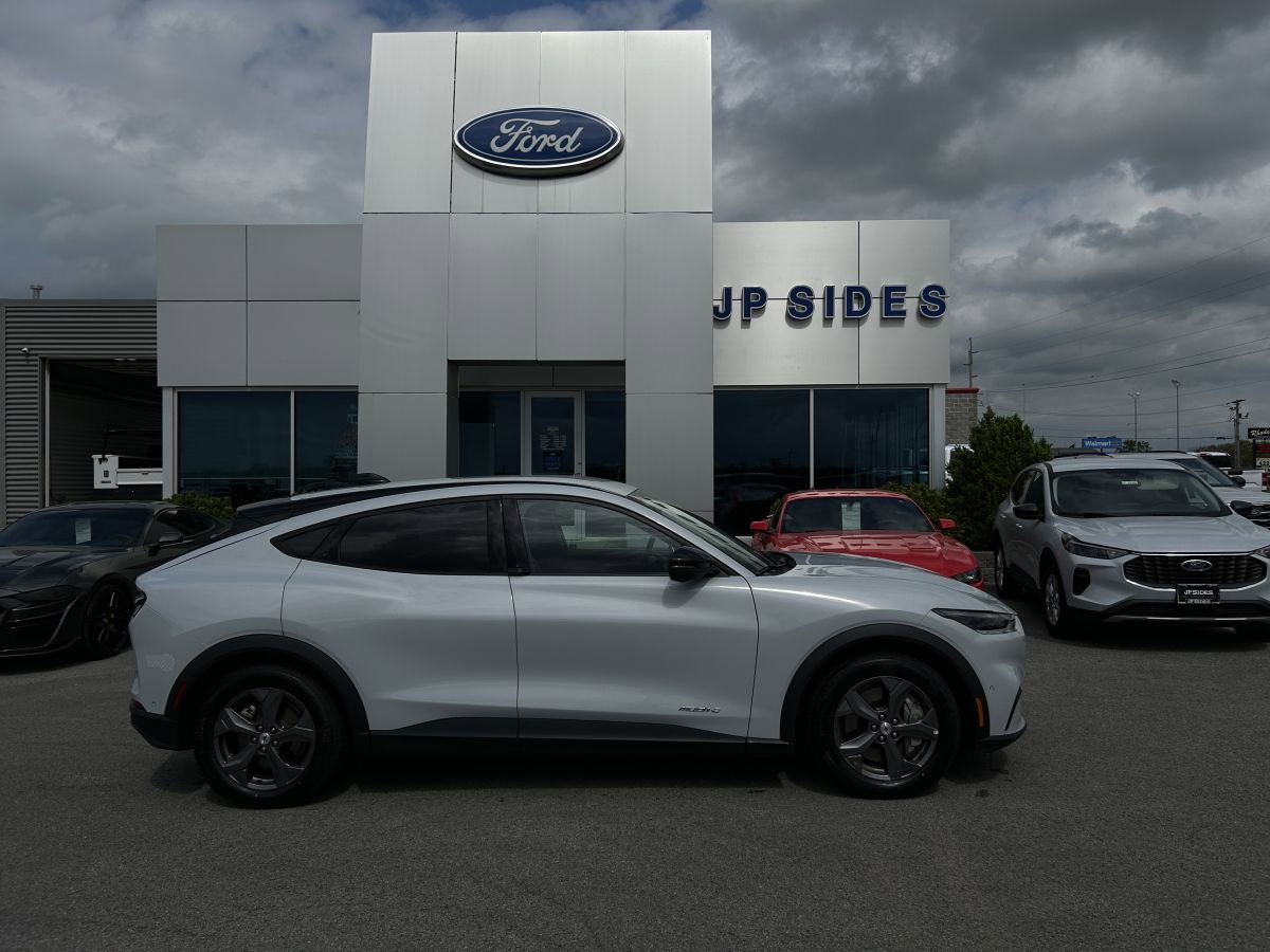 Used 2023 Ford Mustang Mach-E Select image 4