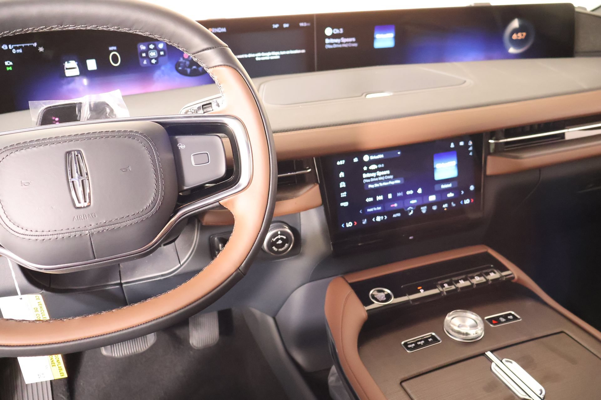 New 2027 Lincoln Navigator L Reserve AWD/4WD image 5