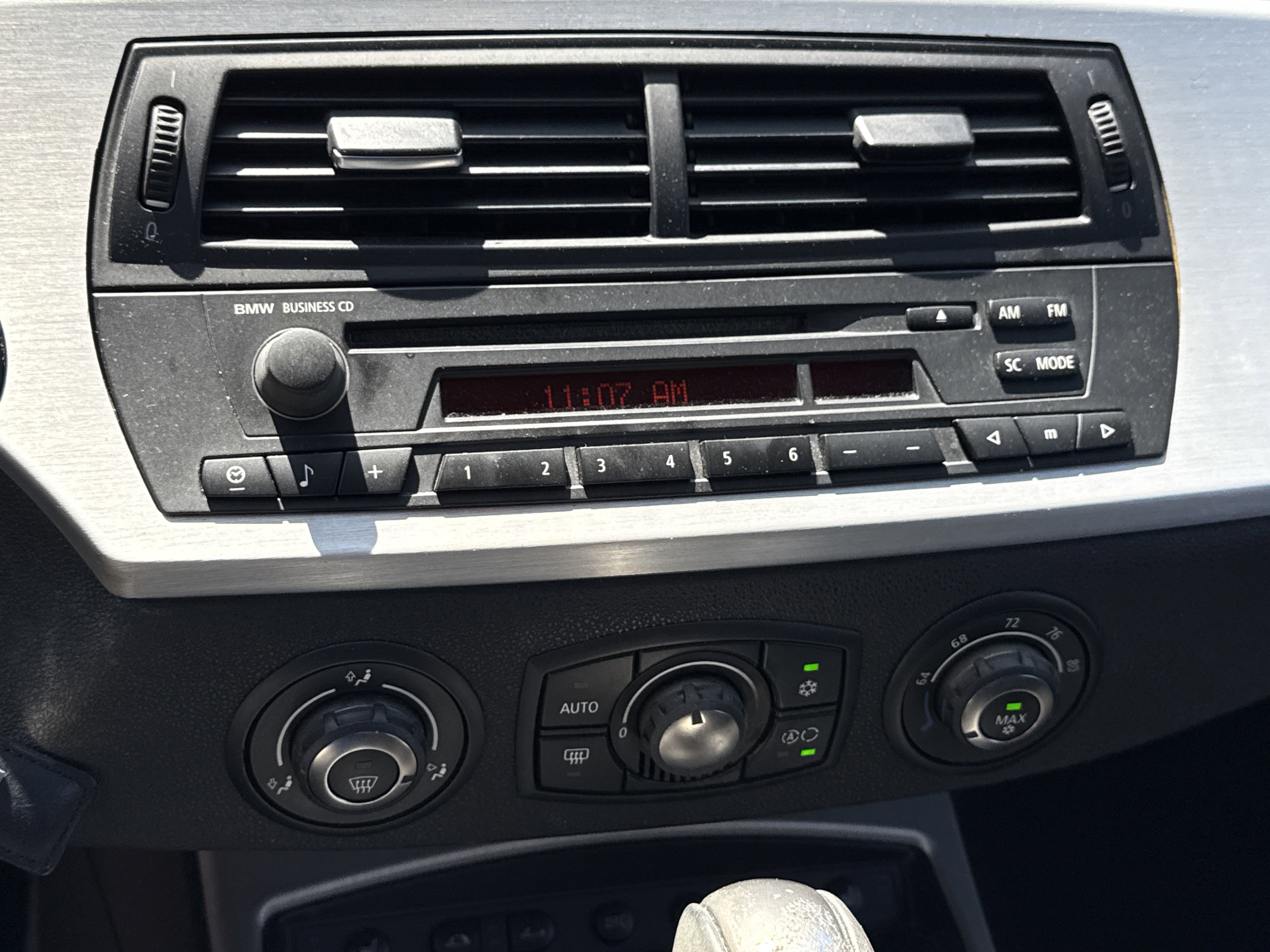 Used 2008 BMW Z4 3.0i w/ Premium Pkg image 14