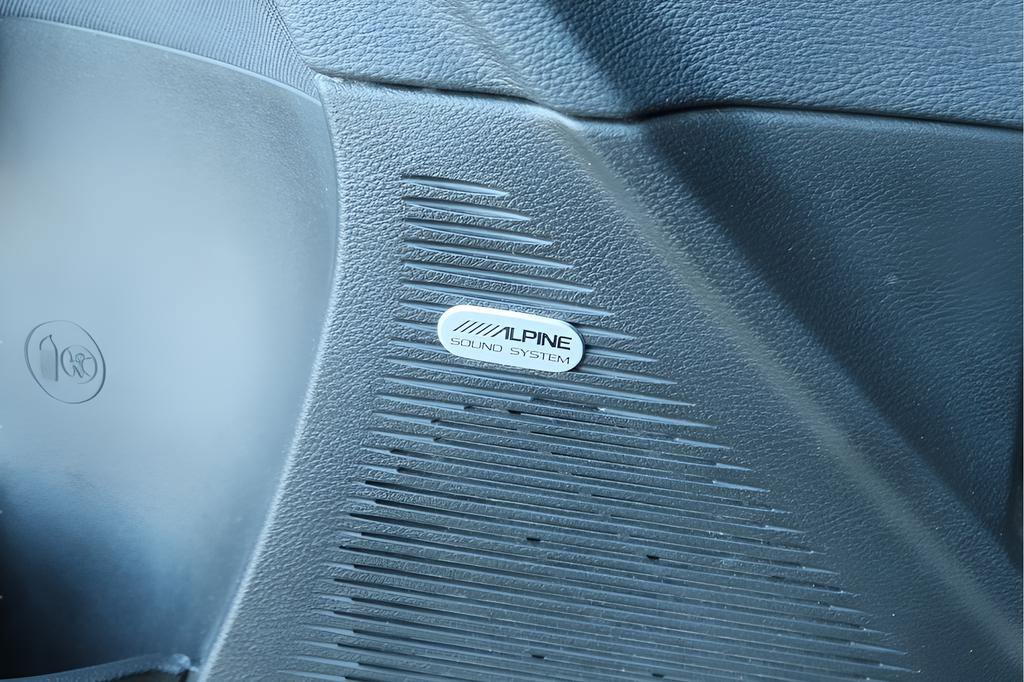 Used 2023 Dodge Challenger R/T w/ Blacktop Package image 6