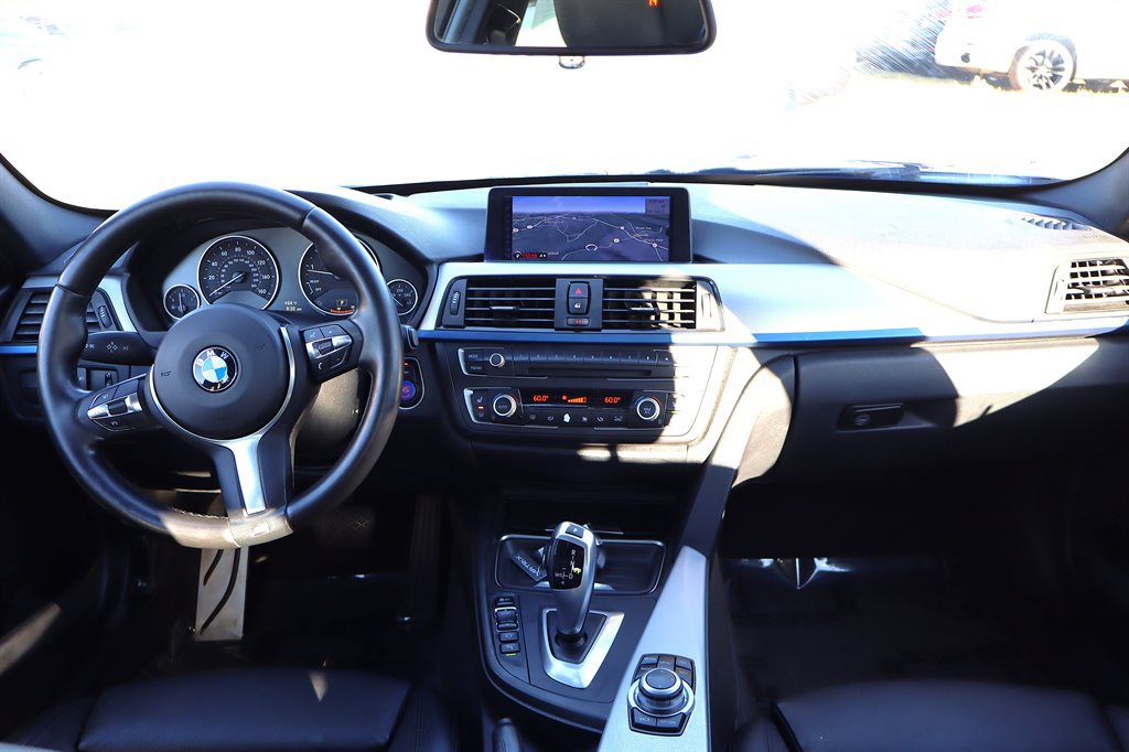 Used 2013 BMW 335i xDrive Sedan AWD/4WD image 14