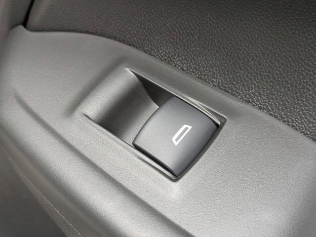 New 2026 Chevrolet TrailBlazer RS w/ Convenience Package FWD image 32