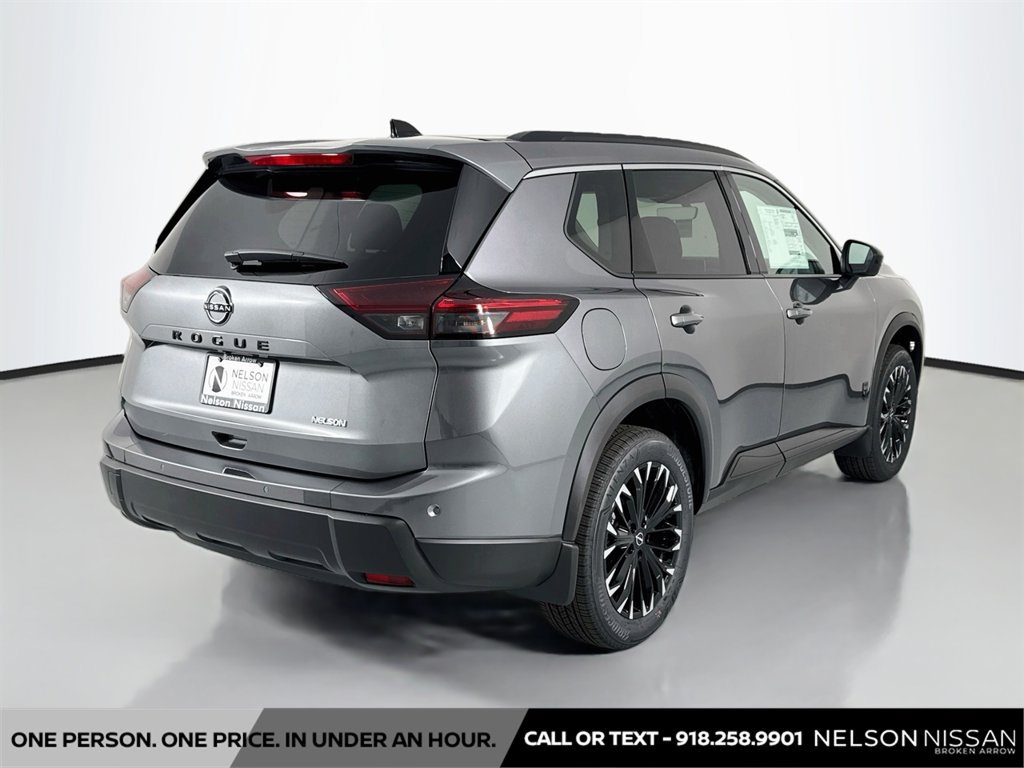New 2026 Nissan Rogue Dark Armor FWD image 5