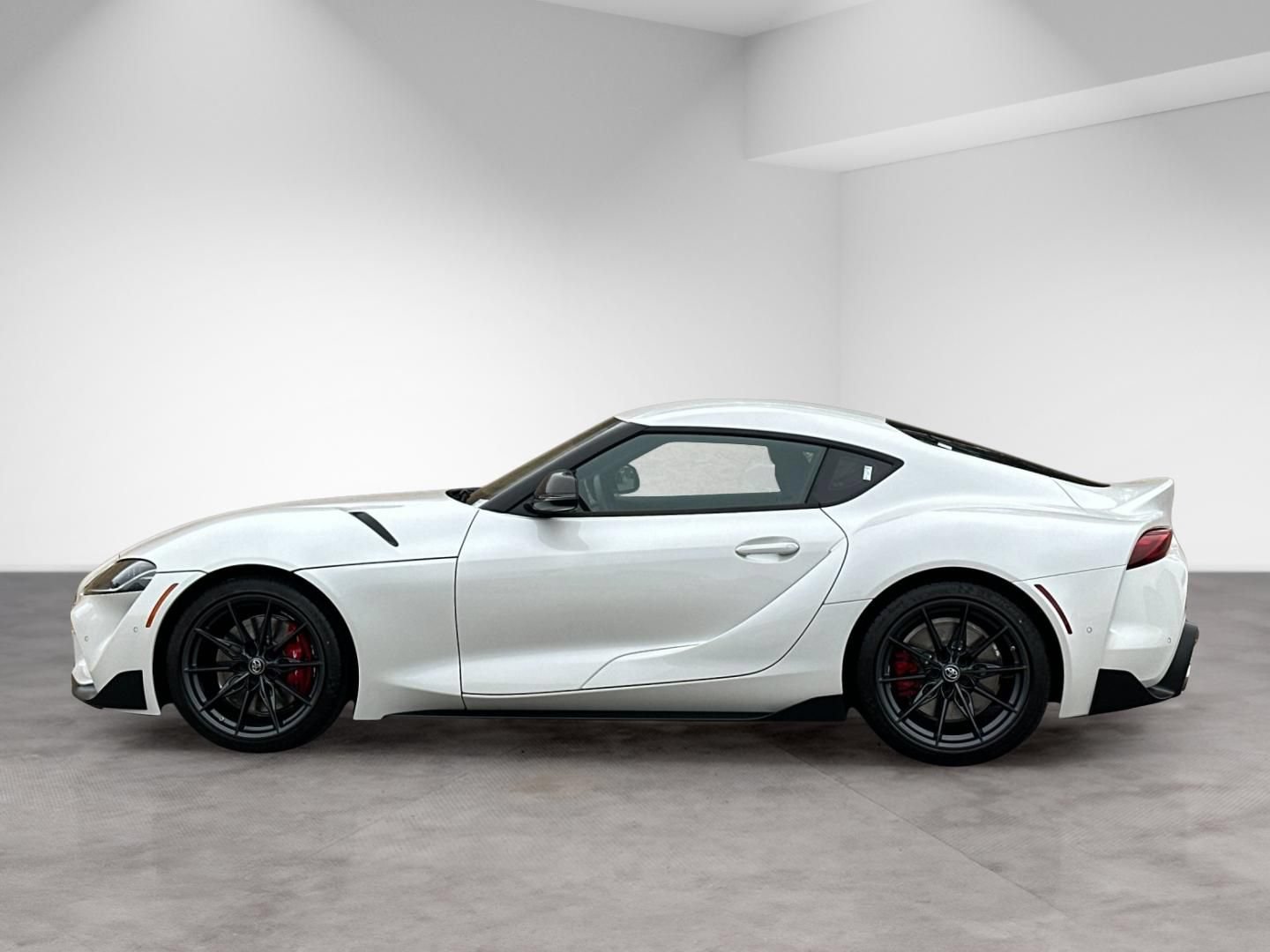 Used 2026 Toyota Supra Premium w/ Driver Assist Package RWD image 3