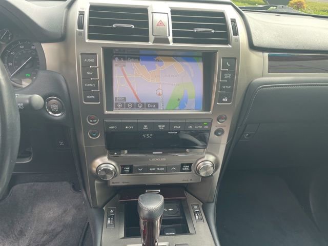 Used 2017 Lexus GX 460 image 14