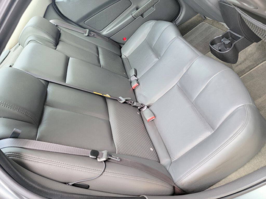 Used 2005 Pontiac Grand Prix GTP w/ Premium Audio Package FWD image 17