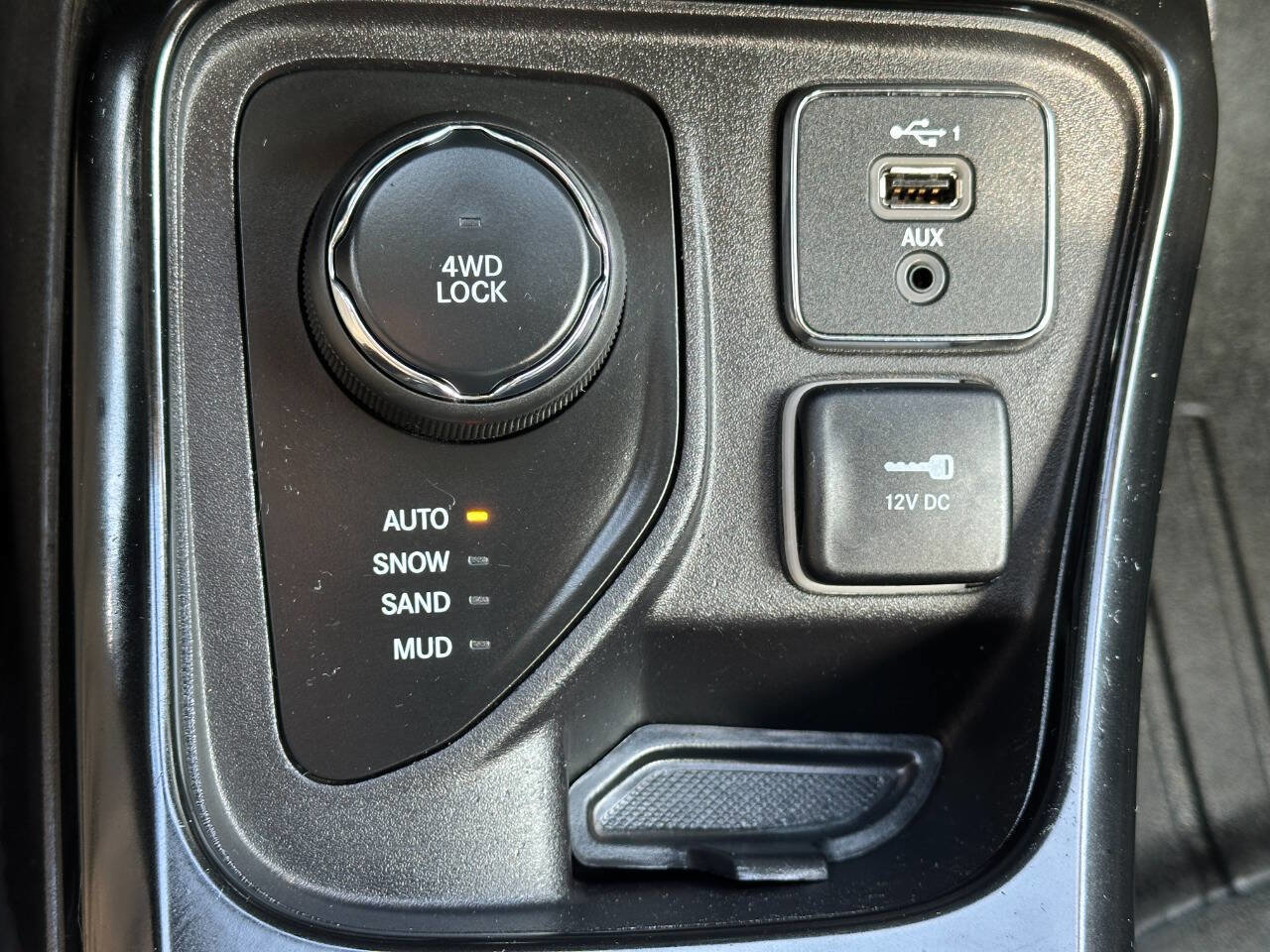 Used 2019 Jeep Compass Limited image 47