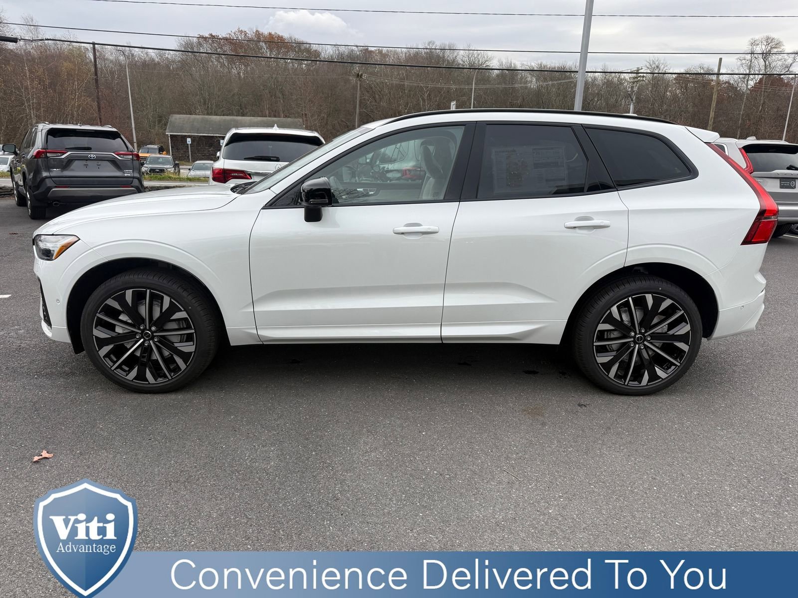 New 2026 Volvo XC60 B5 Ultra w/ Protection Package Premier image 5