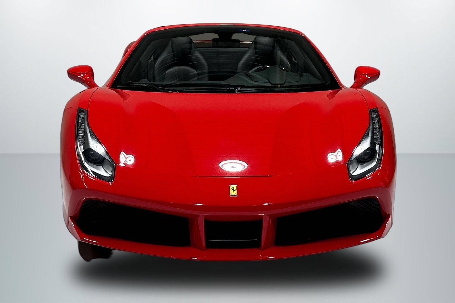 Used 2018 Ferrari 488 Spider RWD image 2