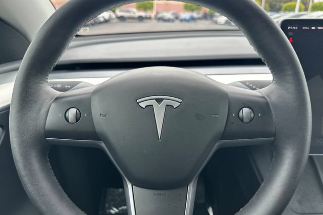Used 2023 Tesla Model Y Long Range AWD/4WD image 26