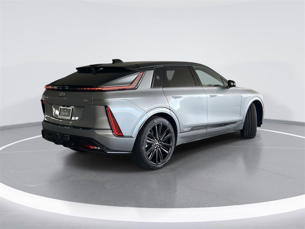 New 2026 Cadillac Lyriq V image 3