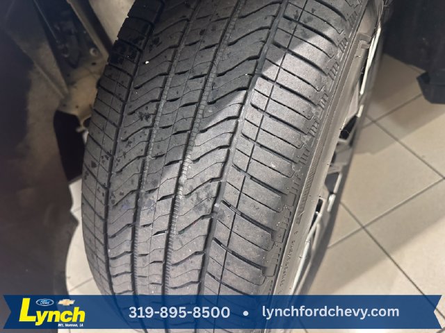 Used 2024 GMC Yukon XL Denali Ultimate AWD/4WD image 38