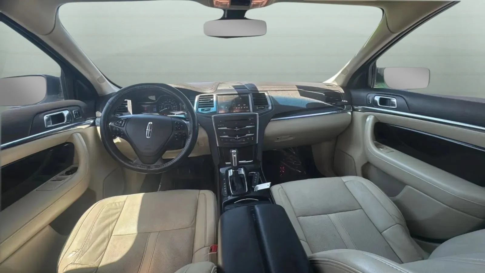 Used 2014 Lincoln MKS w/ Equipment Group 101A FWD image 19