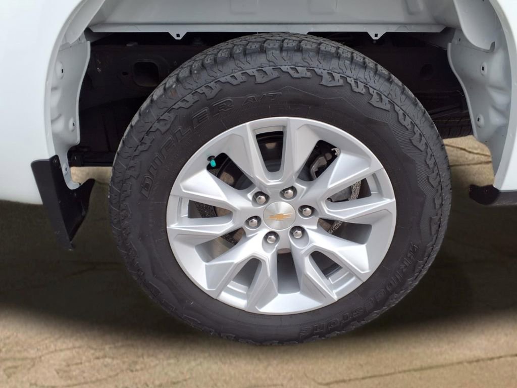 Used 2025 Chevrolet Silverado 1500 Custom AWD/4WD image 22