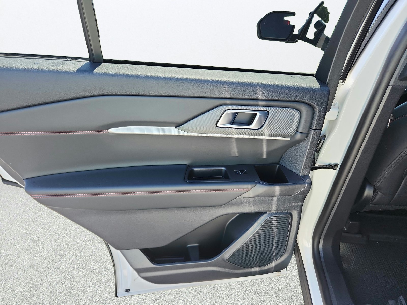 New 2026 Ford Explorer ST-Line AWD/4WD image 26