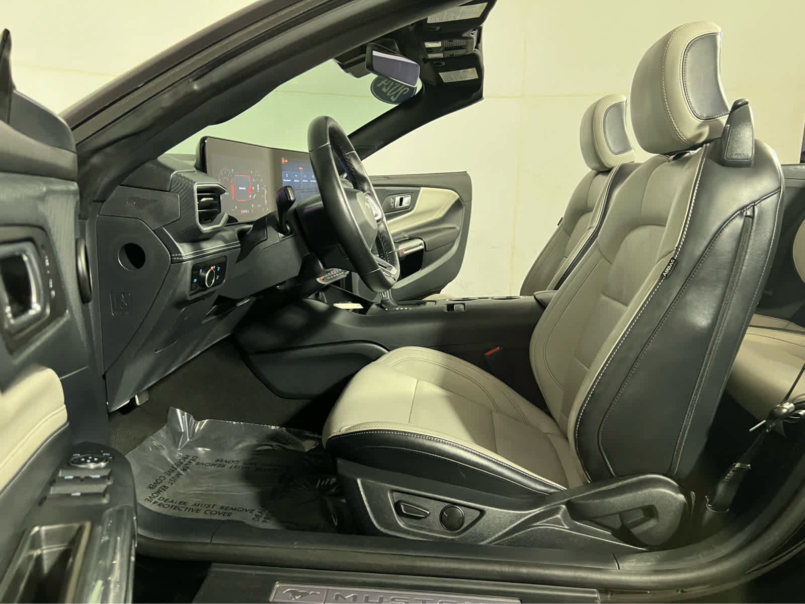 Used 2024 Ford Mustang Premium RWD image 19