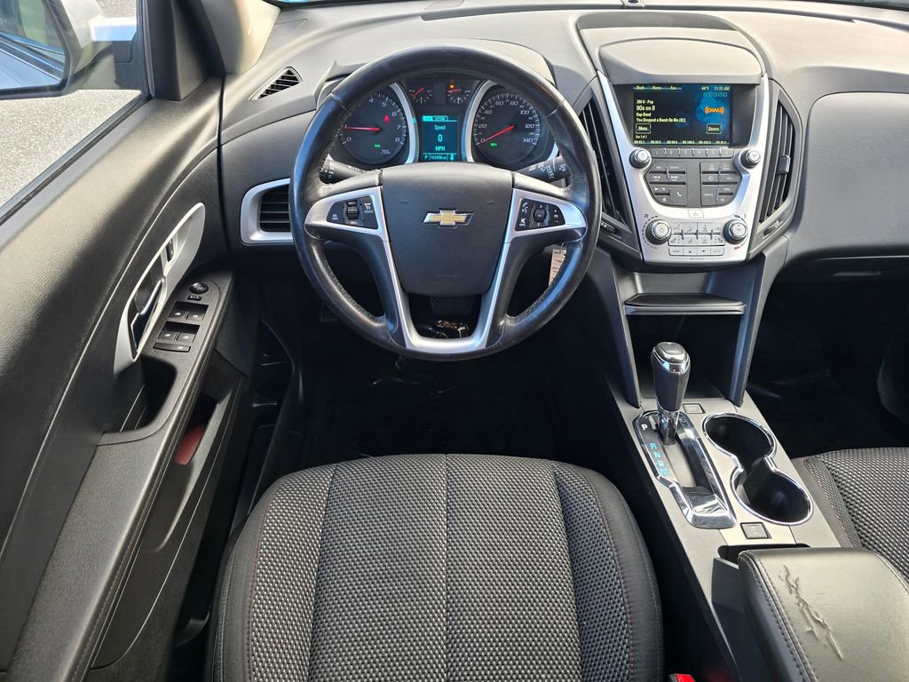 Used 2017 Chevrolet Equinox LT w/ Convenience Package image 29