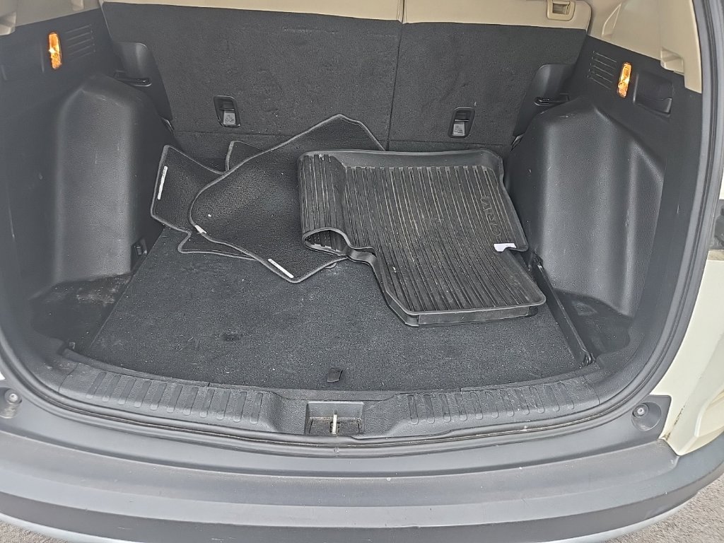 Used 2018 Honda CR-V LX image 12