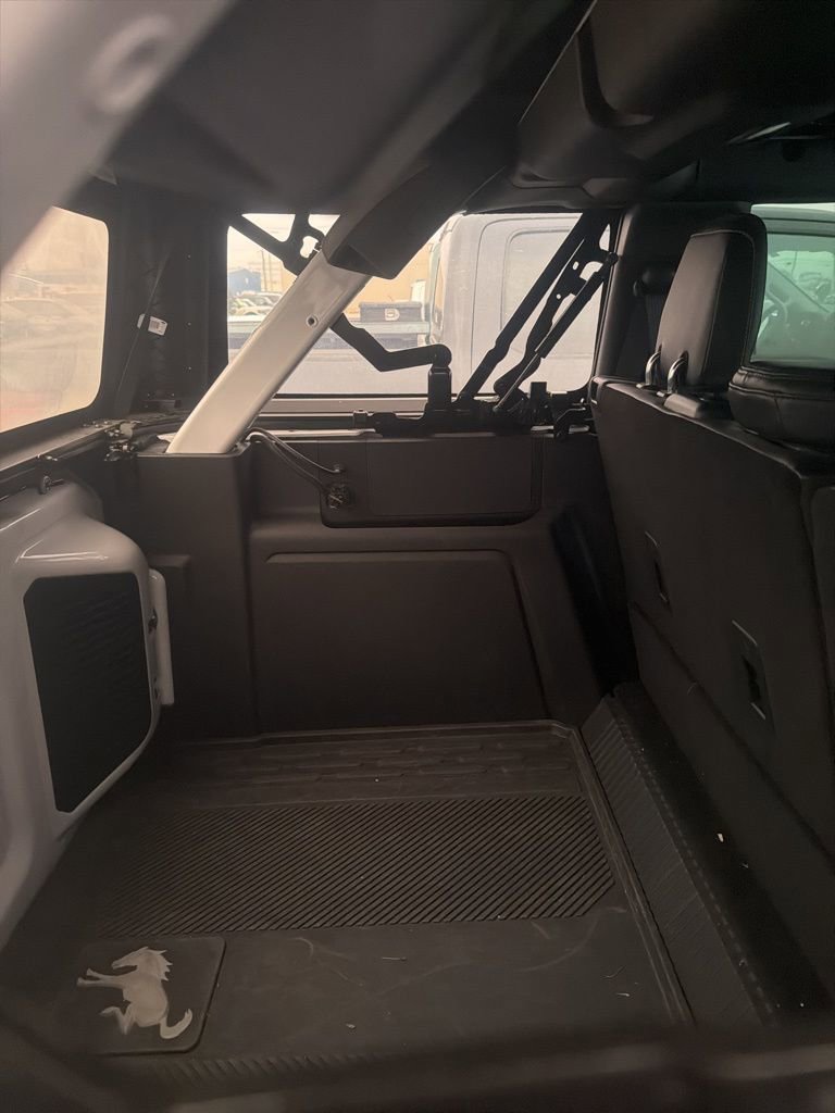 Used 2023 Ford Bronco Badlands w/ Sasquatch Package image 9