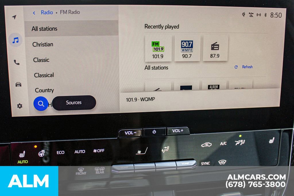 Used 2023 Subaru Solterra AWD image 35