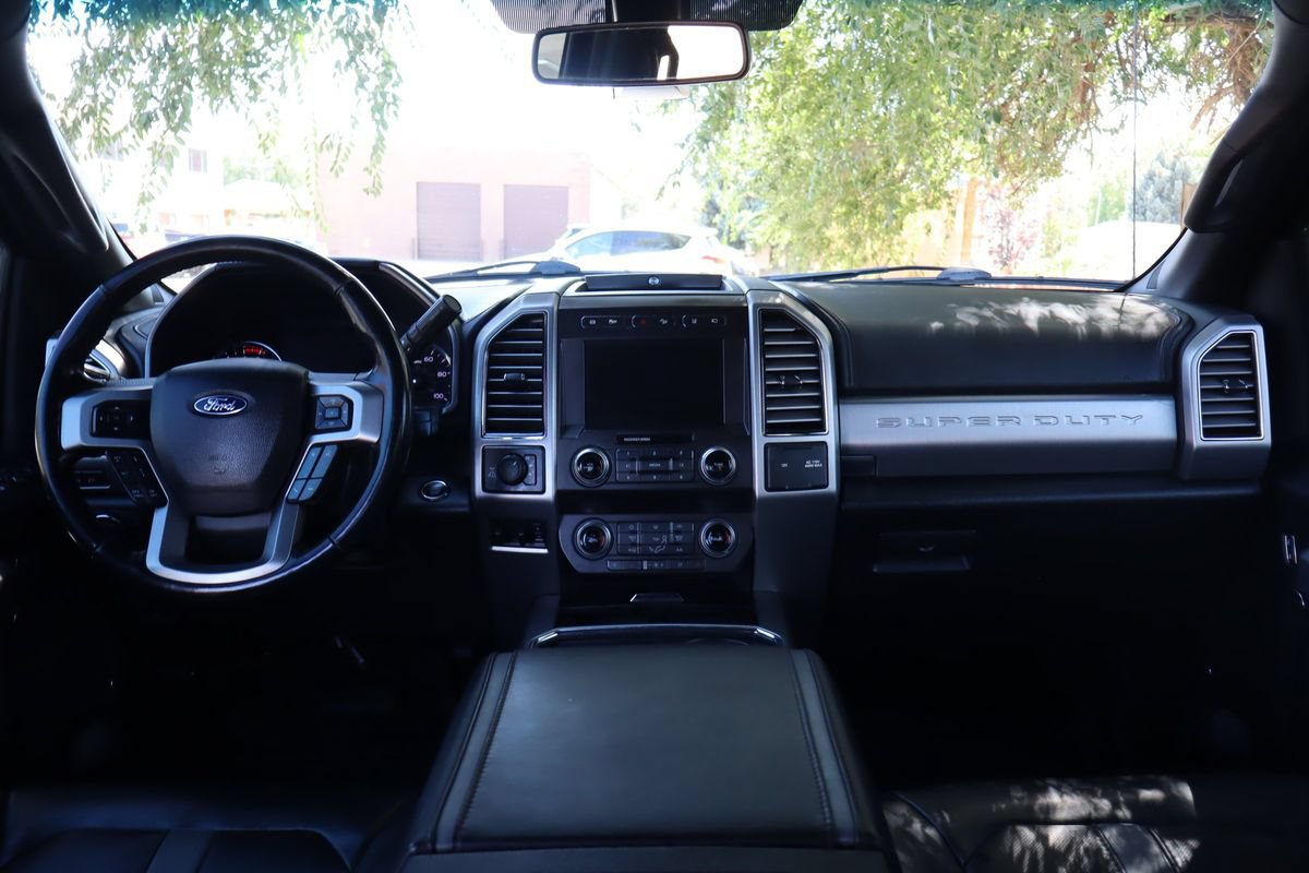 Used 2019 Ford F350 Platinum w/ Platinum Ultimate Package AWD/4WD image 16