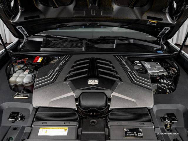 Used 2023 Lamborghini Urus S AWD/4WD image 4