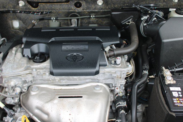 Used 2015 Toyota RAV4 LE FWD image 30