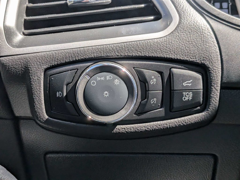 Used 2024 Ford Edge SEL w/ Convenience Package AWD/4WD image 21
