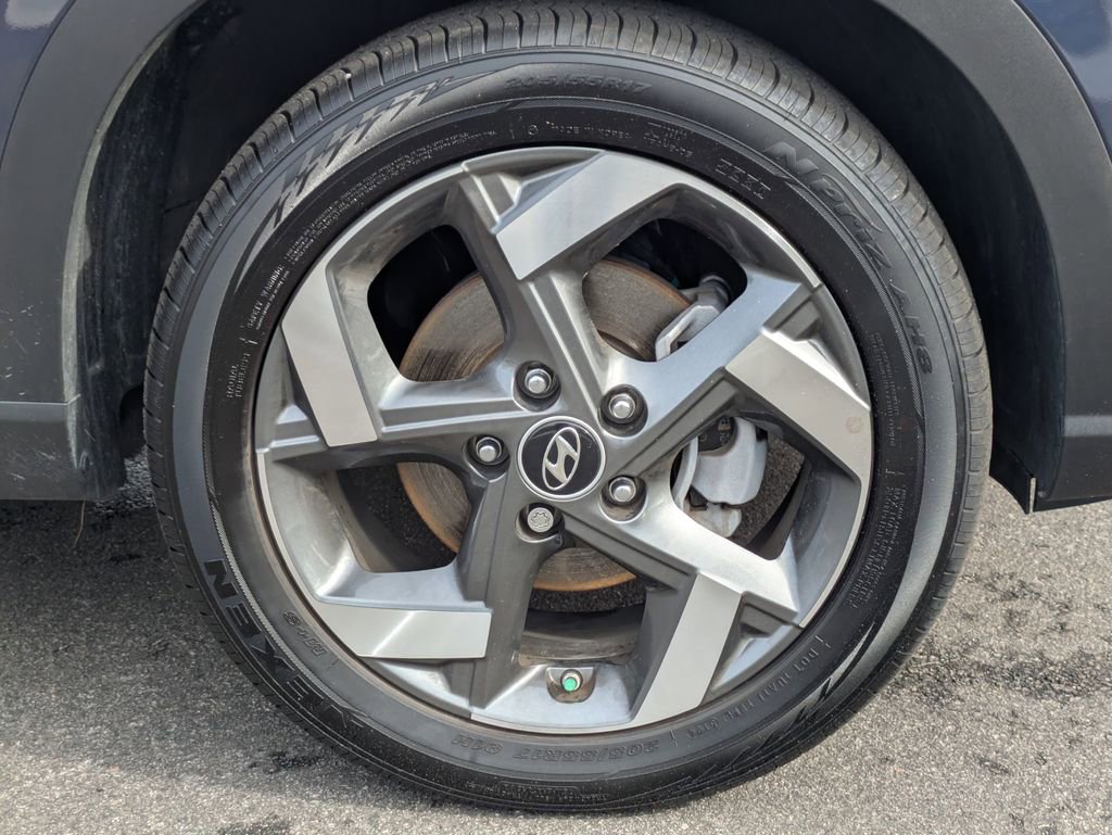 Certified 2025 Hyundai Venue Limited image 10