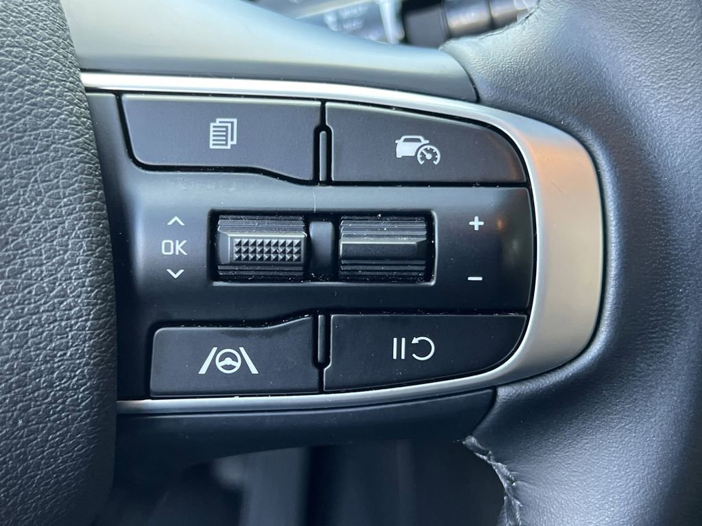 Used 2024 Kia Sportage EX image 21