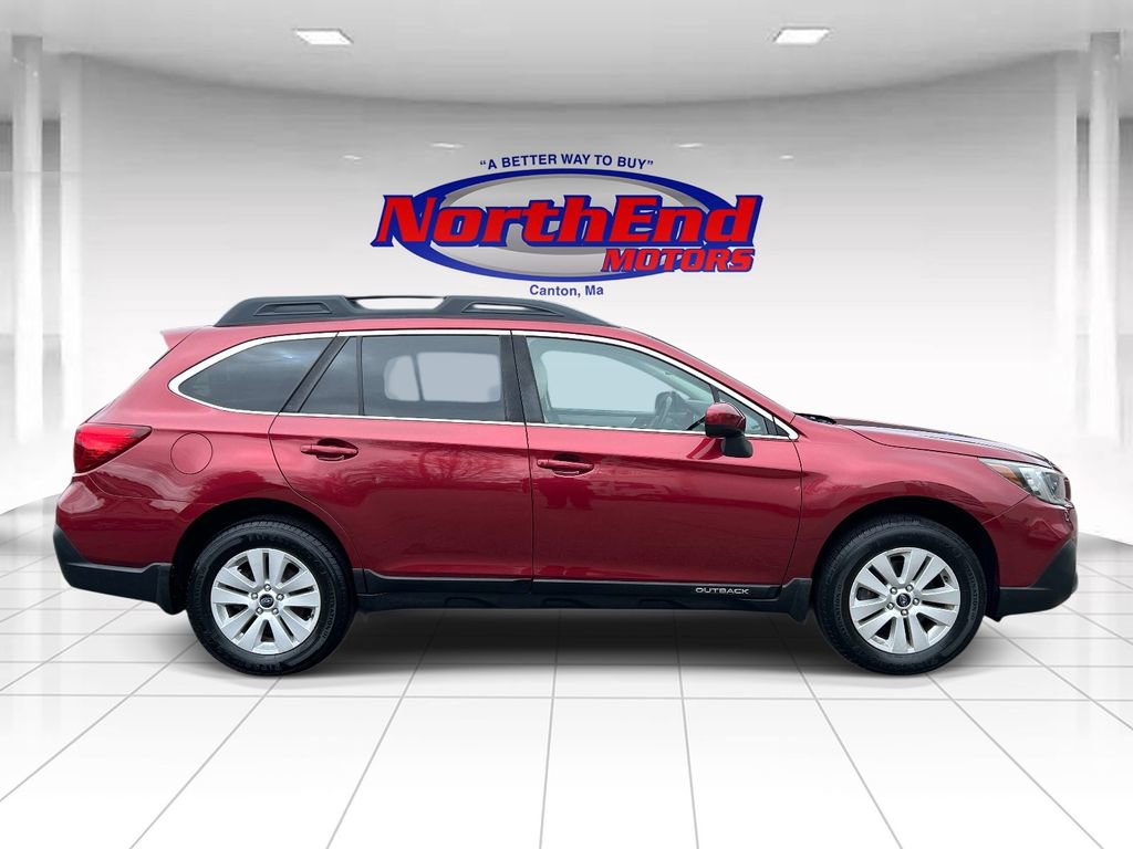 Used 2019 Subaru Outback 2.5i Premium image 2