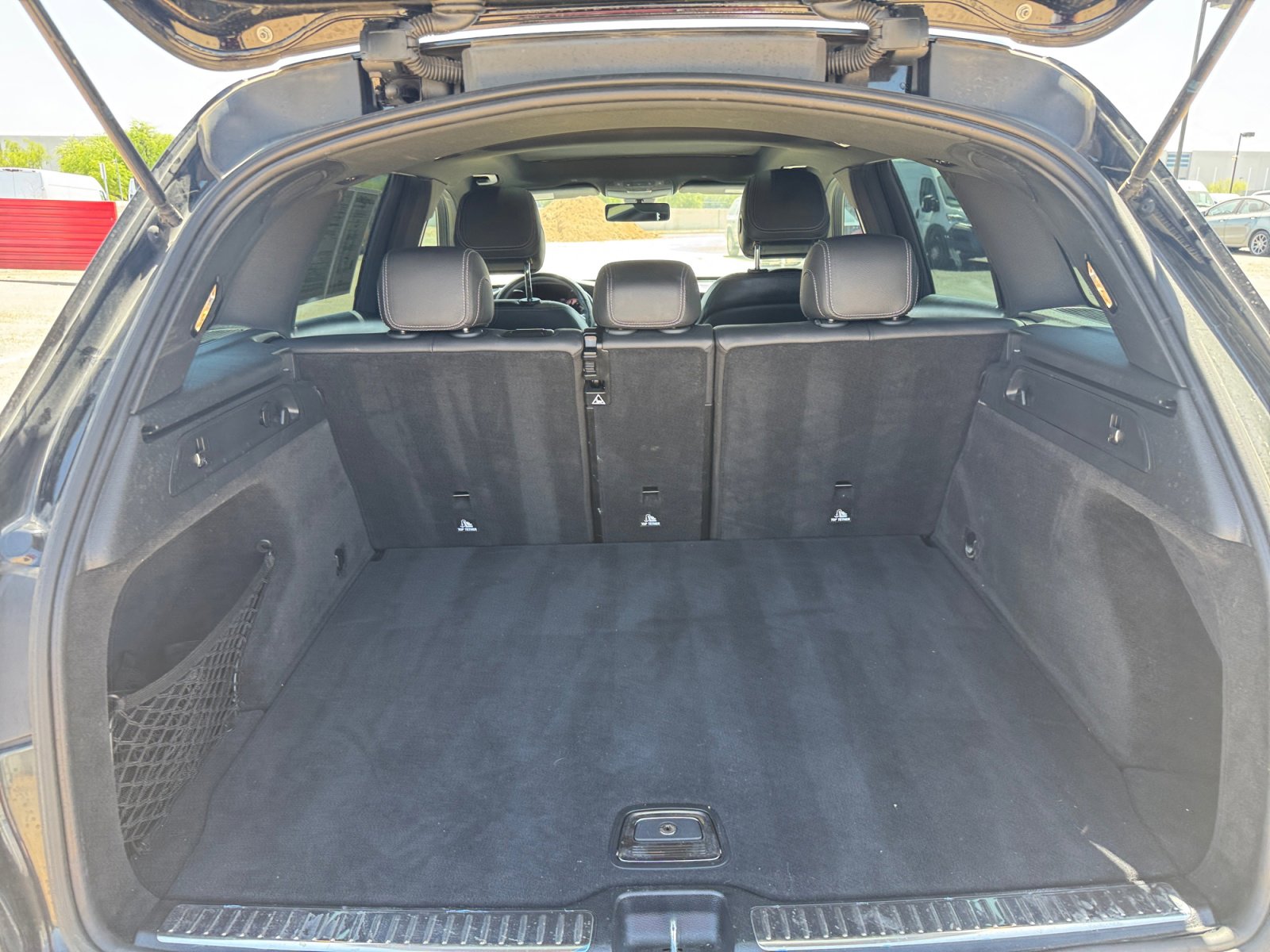 Used 2020 Mercedes-Benz GLC 300 4MATIC image 11