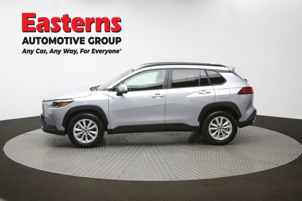 Used 2024 Toyota Corolla Cross LE image 55