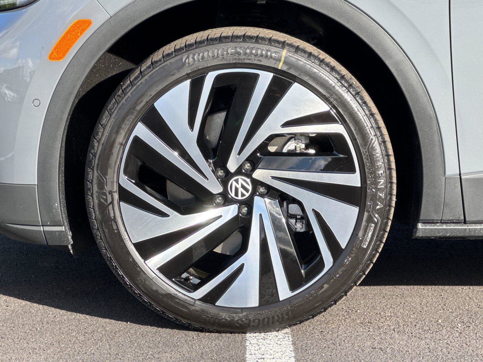 New 2026 Volkswagen ID.4 Pro S Plus AWD/4WD image 24