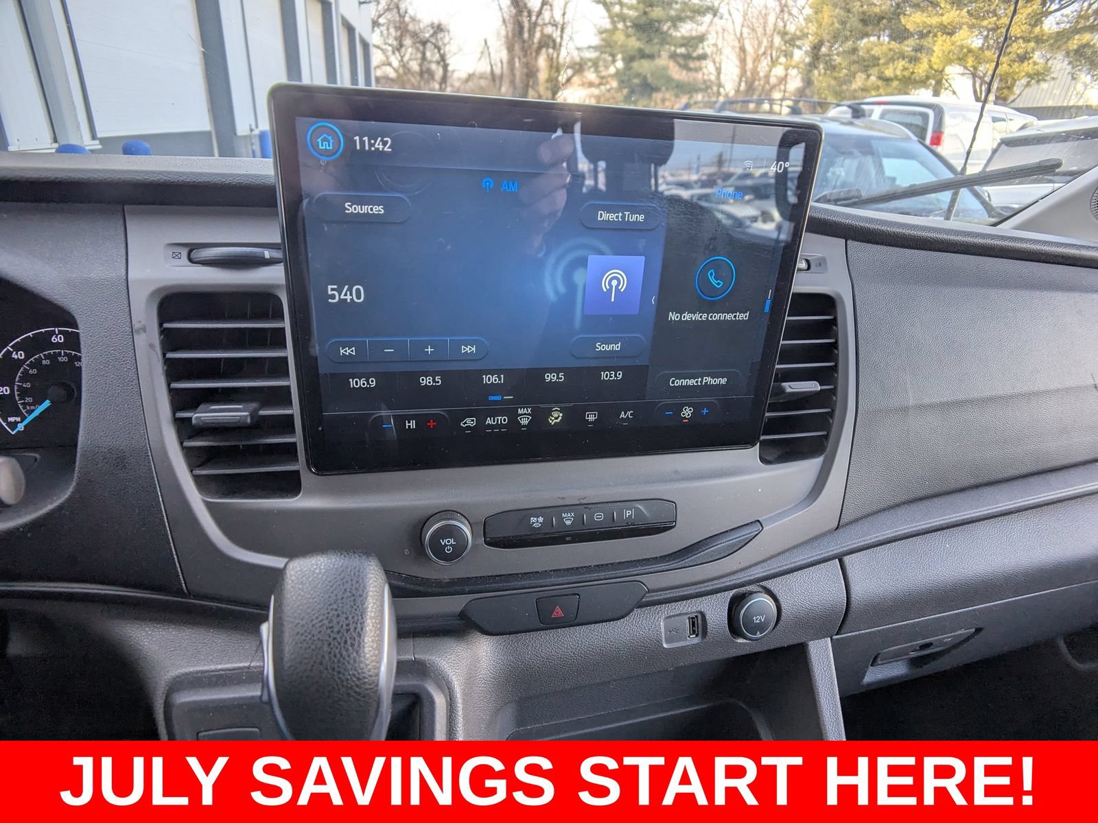 Used 2022 Ford Transit 350 XLT RWD image 27