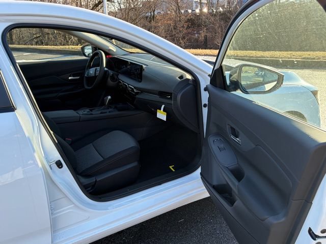 New 2026 Nissan Sentra SV w/ SV Convenience Package FWD image 25