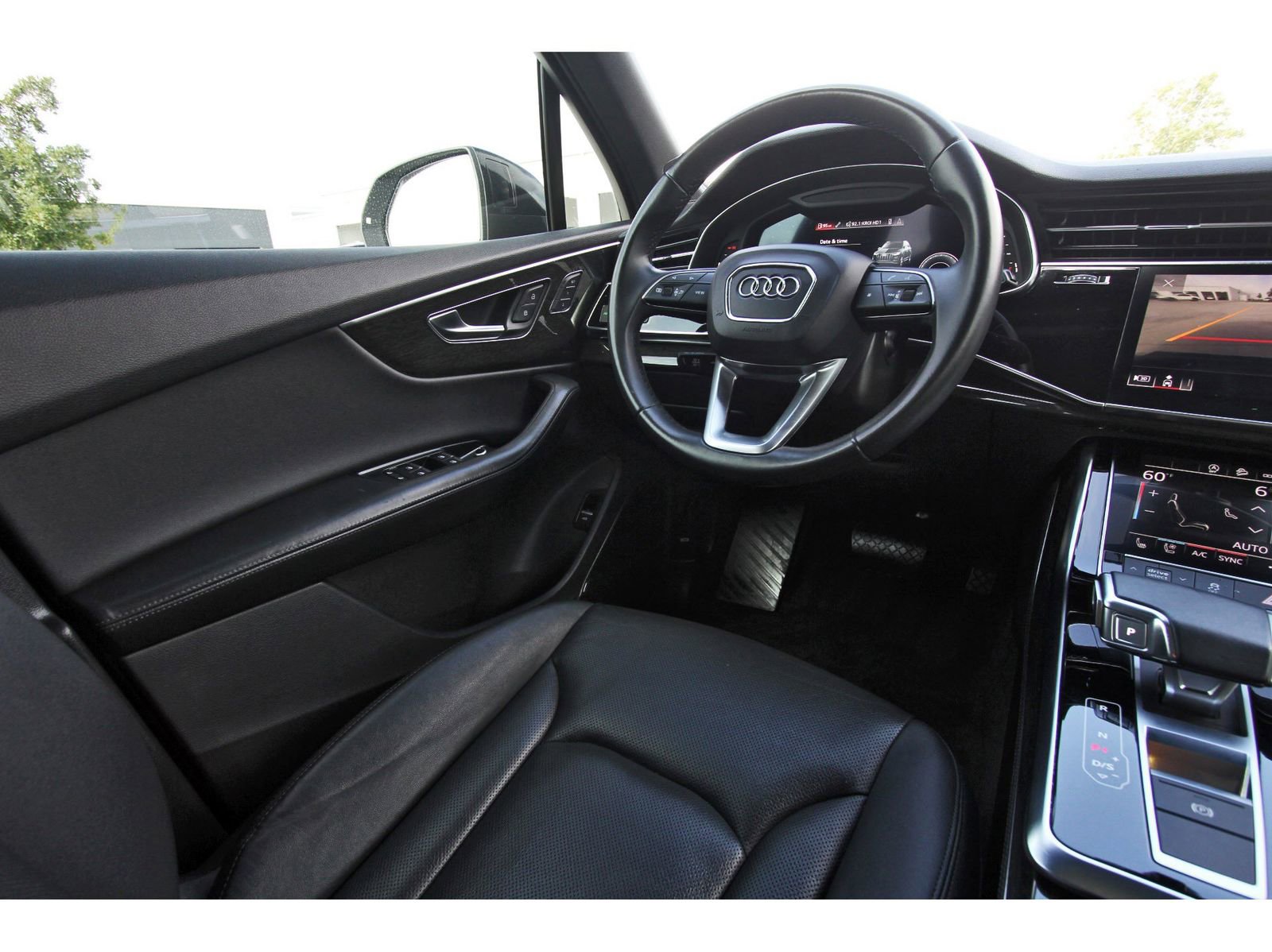 Used 2021 Audi Q7 3.0T Premium Plus w/ Executive Package image 11