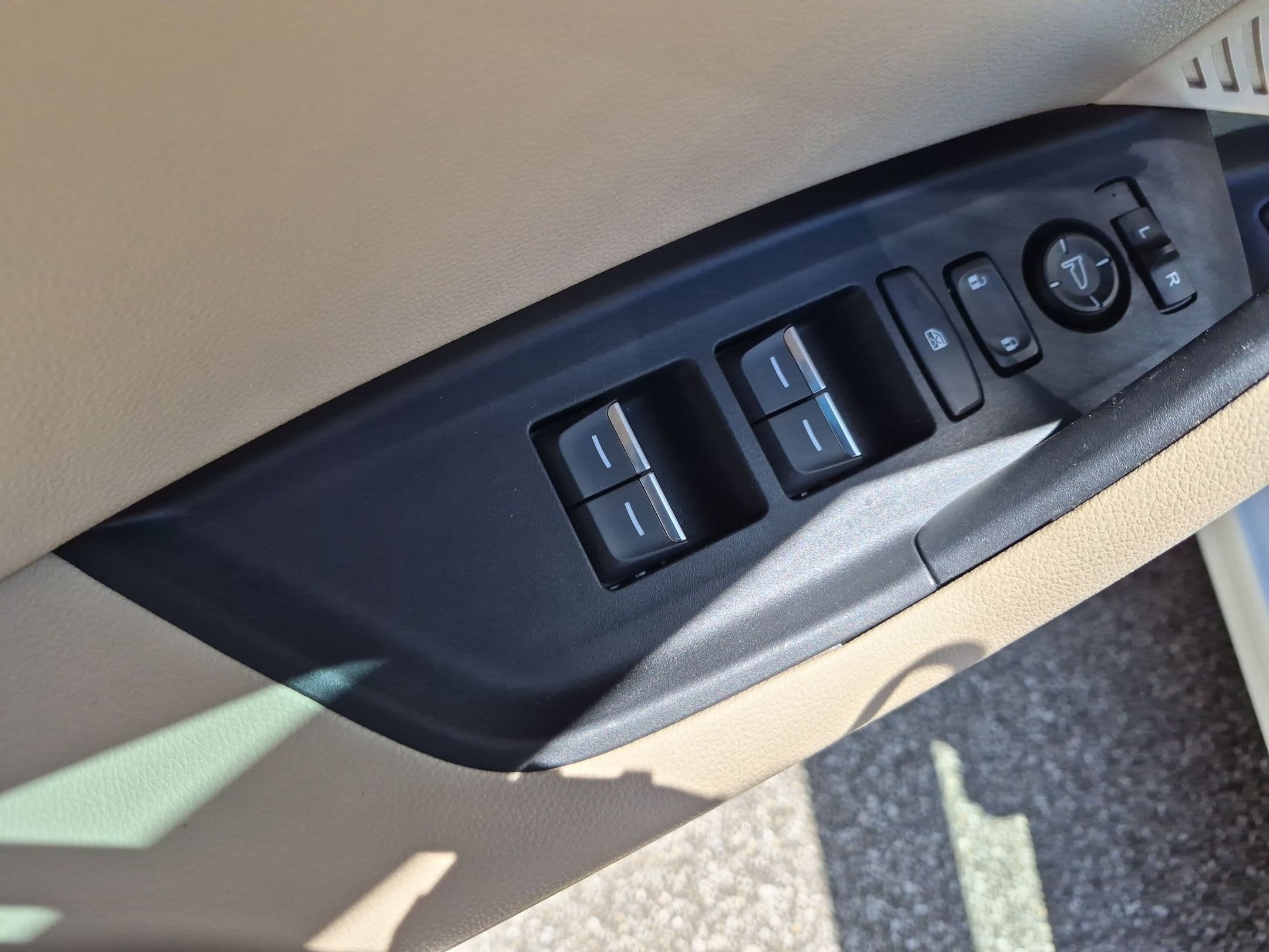 Used 2023 Acura TLX FWD image 12
