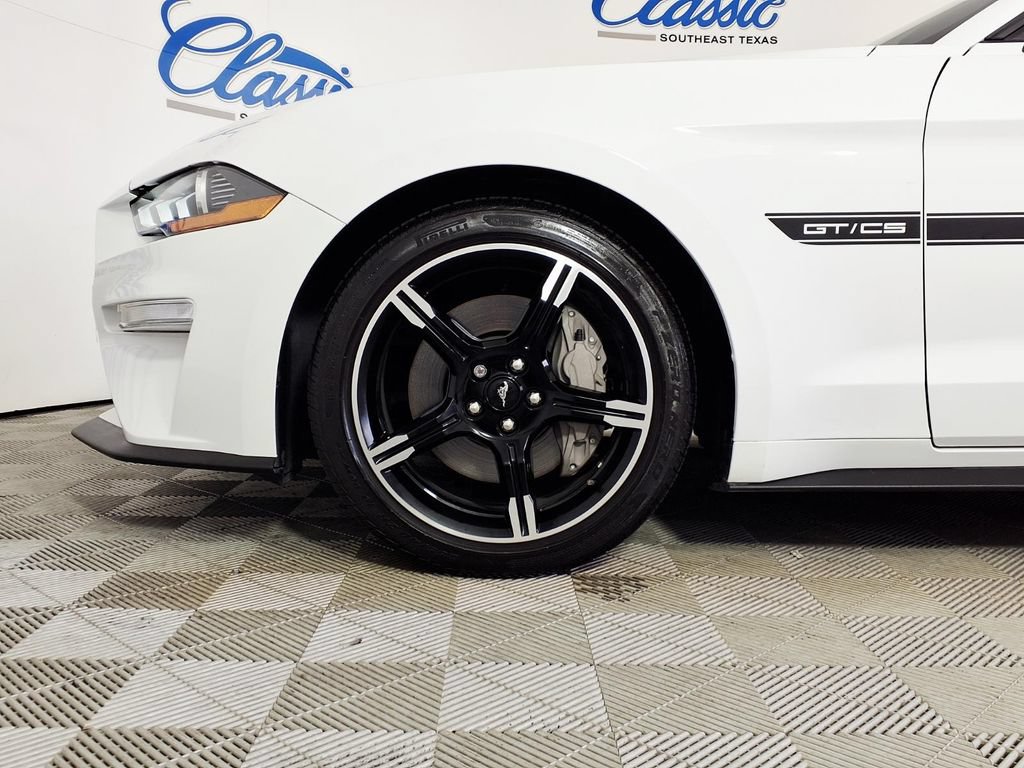 Used 2019 Ford Mustang GT Premium w/ Equipment Group 401A RWD image 7