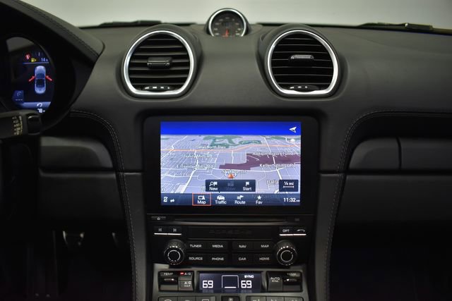 Used 2018 Porsche 718 Boxster GTS image 19